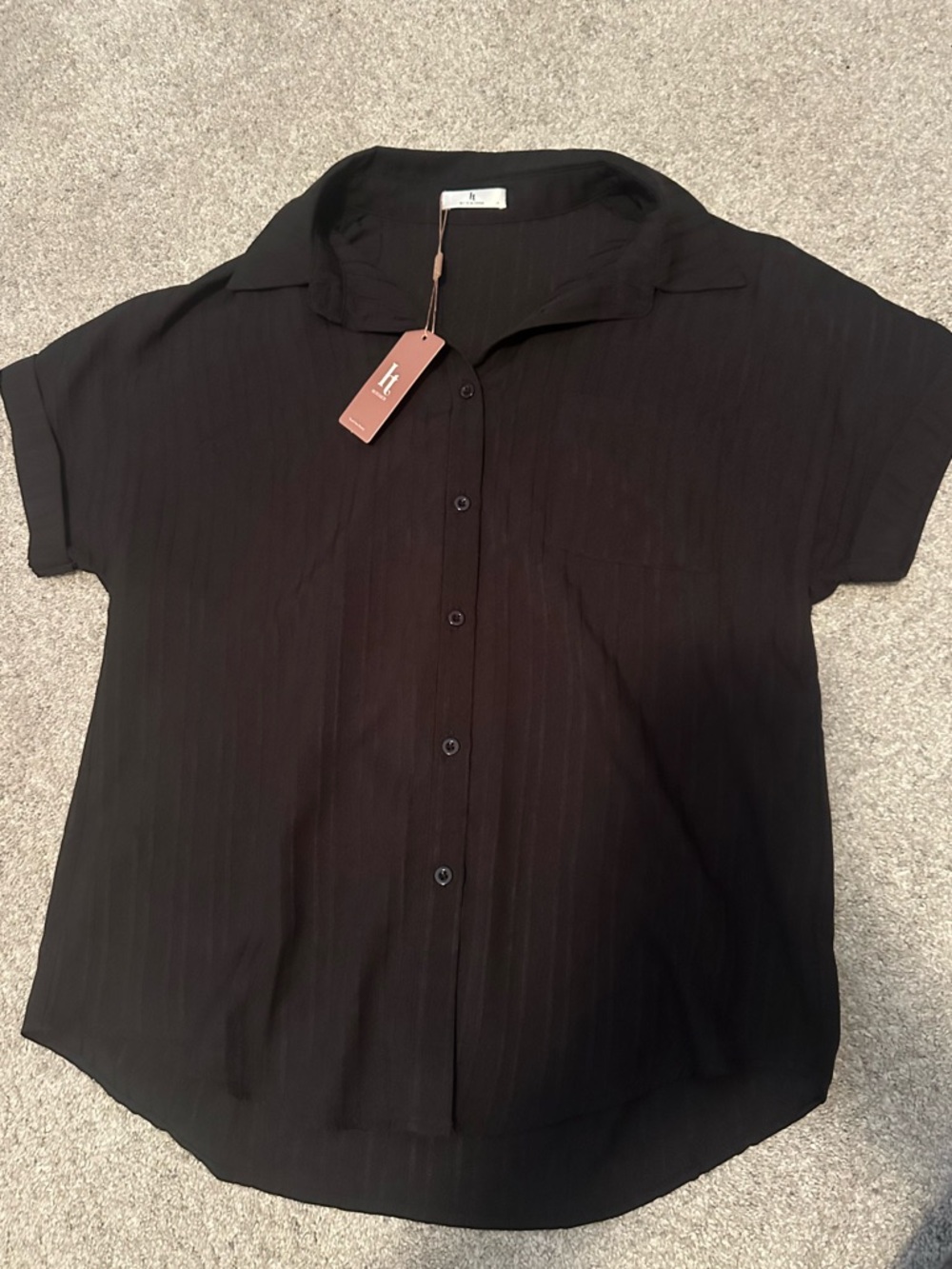 Black Button-Front Short Sleeve Blouse size medium